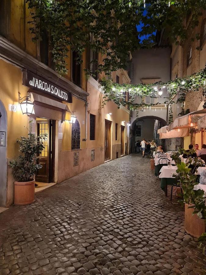 Mc - Trastevere Rome Bagian luar foto